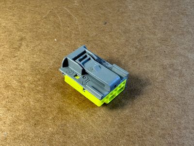 Genuine BMW E Series Steering Wheel Wire Connector Horh Plug Cover 6982196 Tyco