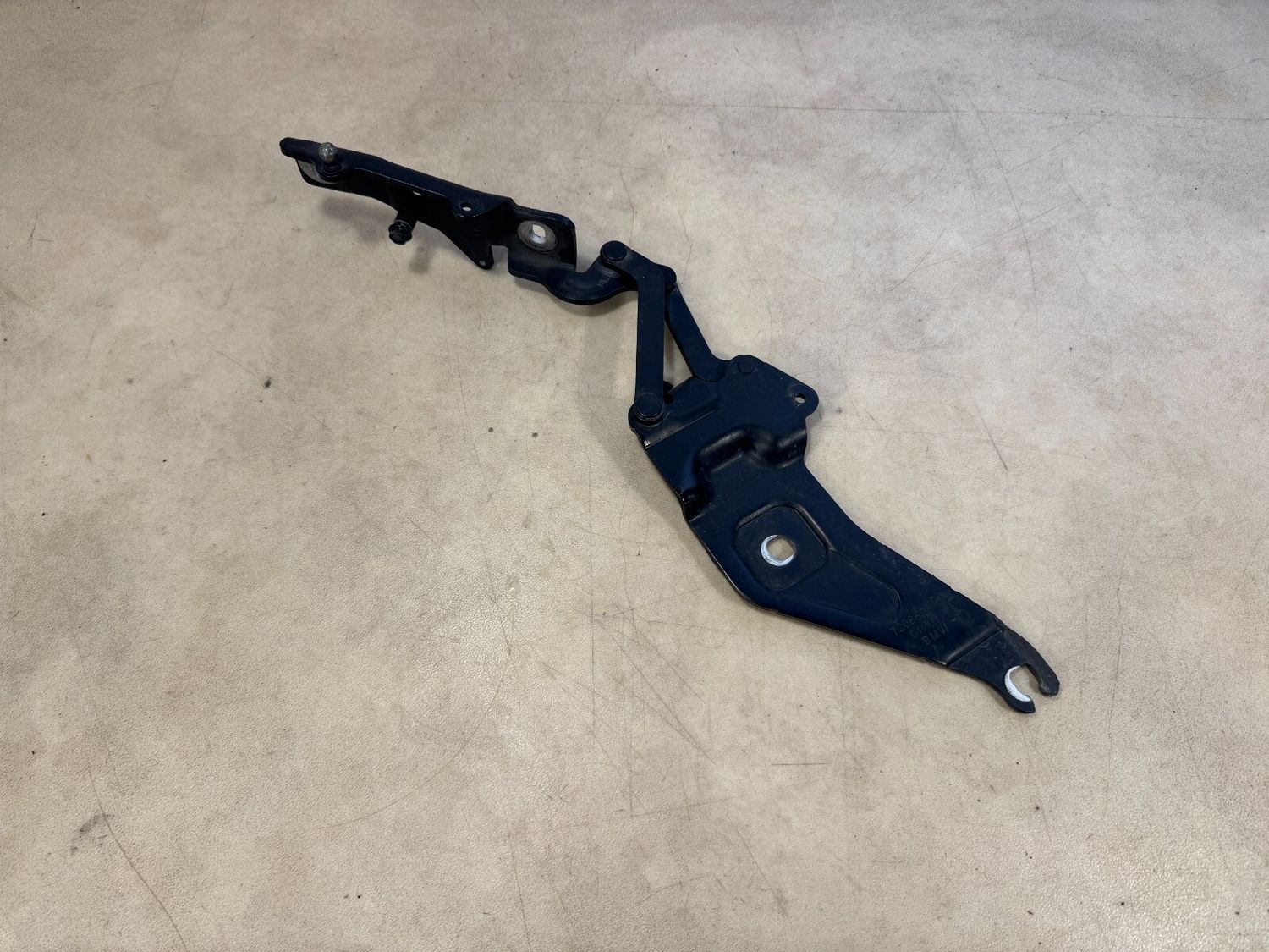 BMW X5 E70 Front Engine Hood Bonnet Right Aluminum Hinge 41117174382