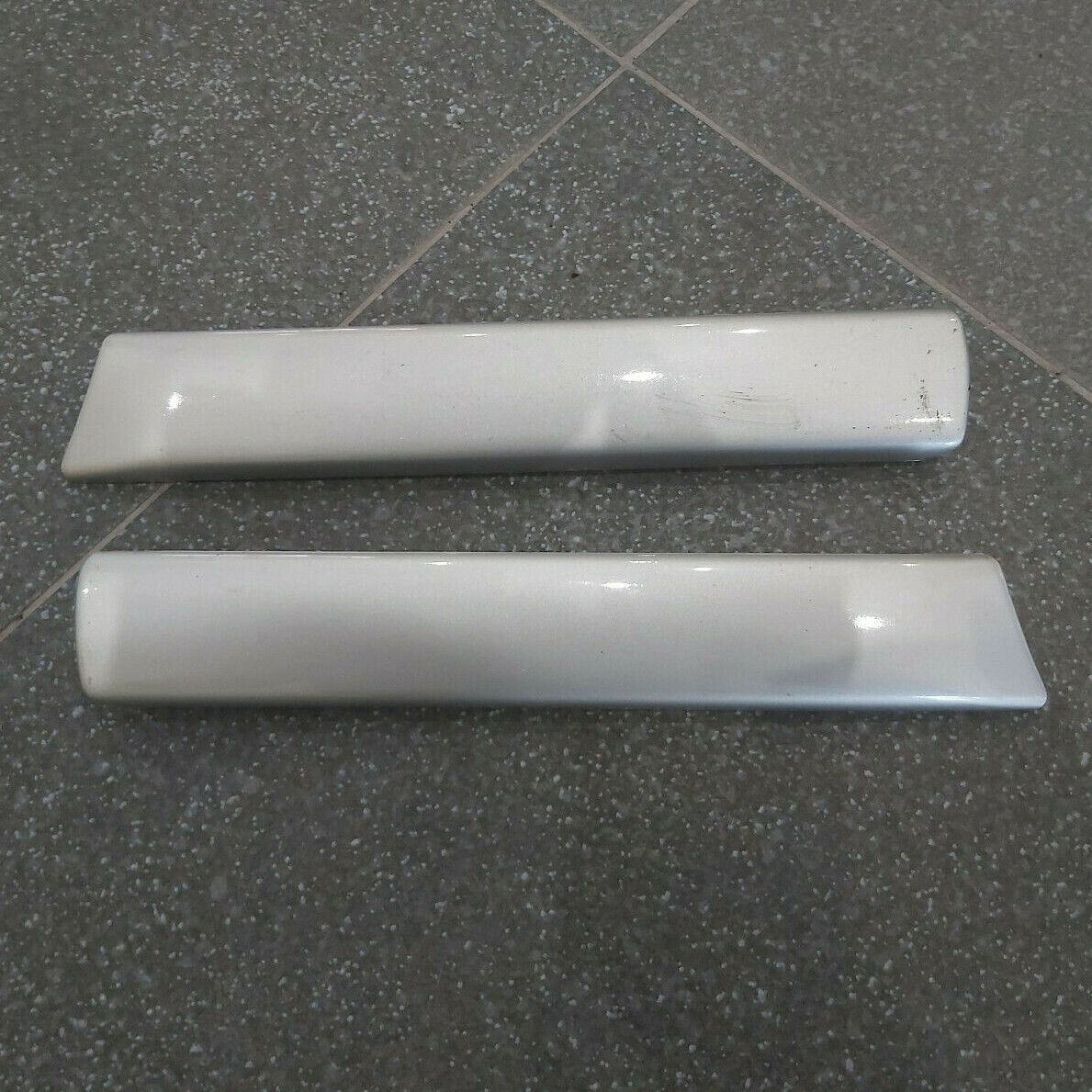 GENUINE BMW OEM E39 Front Fender Trim Set ORIGINAL 51138159293 &amp; 51138159294