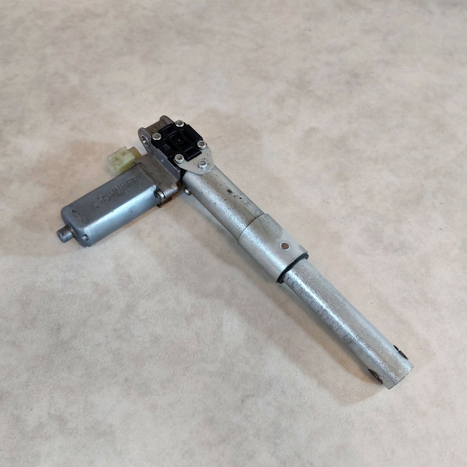 BMW E60 E61 E65 X5 E70 E71 BOSCH FRONT RIGHT SEAT HEIGHT ADJUSTMENT MOTOR MEMORY