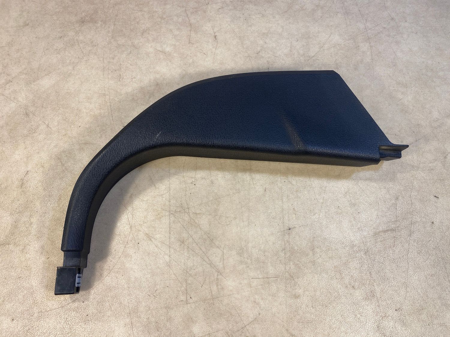 GENUINE BMW X5 E70 Front Right Interior Sill Trim 51437148508