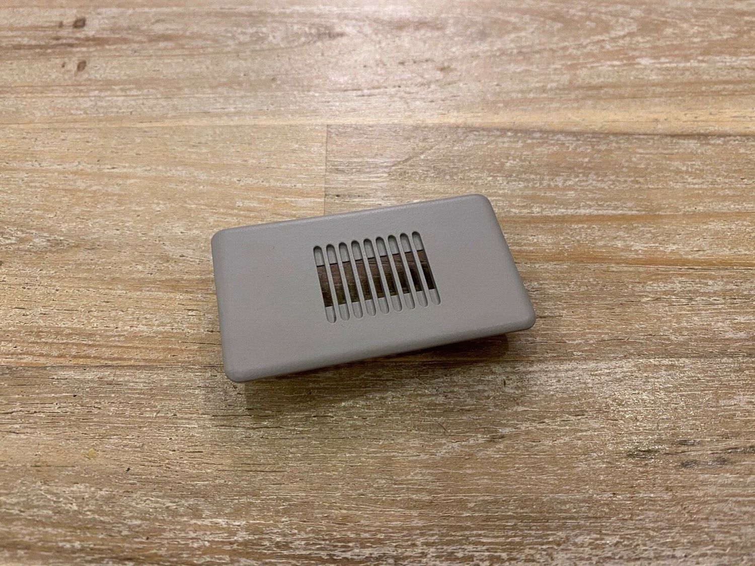 BMW 6 E63 E63 LCI GENUINE Microphone Cover Trim Color SKY GRAY 51447073700