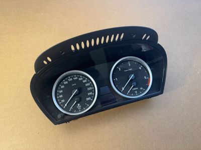 BMW X5 E70 DIESEL SPEEDOMETER INSTRUMENT CLUSTER CLOCKS SPEEDOMETER KM/H