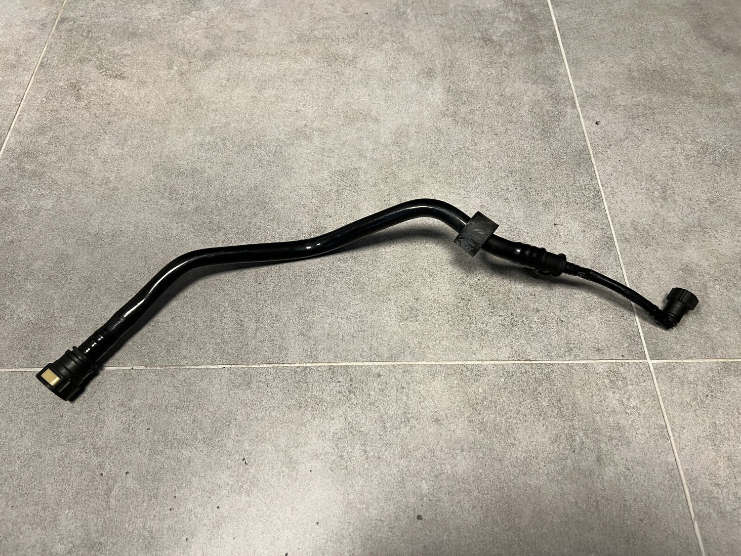Porsche 911 991 Cayman 981 982 Genuine Ventilation Line Hose Pipe 99120125104