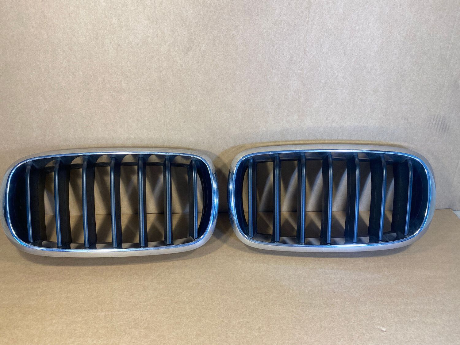 GENUINE BMW X5 F15 FRONT UPPER RH/LH CHROME GRILL SET