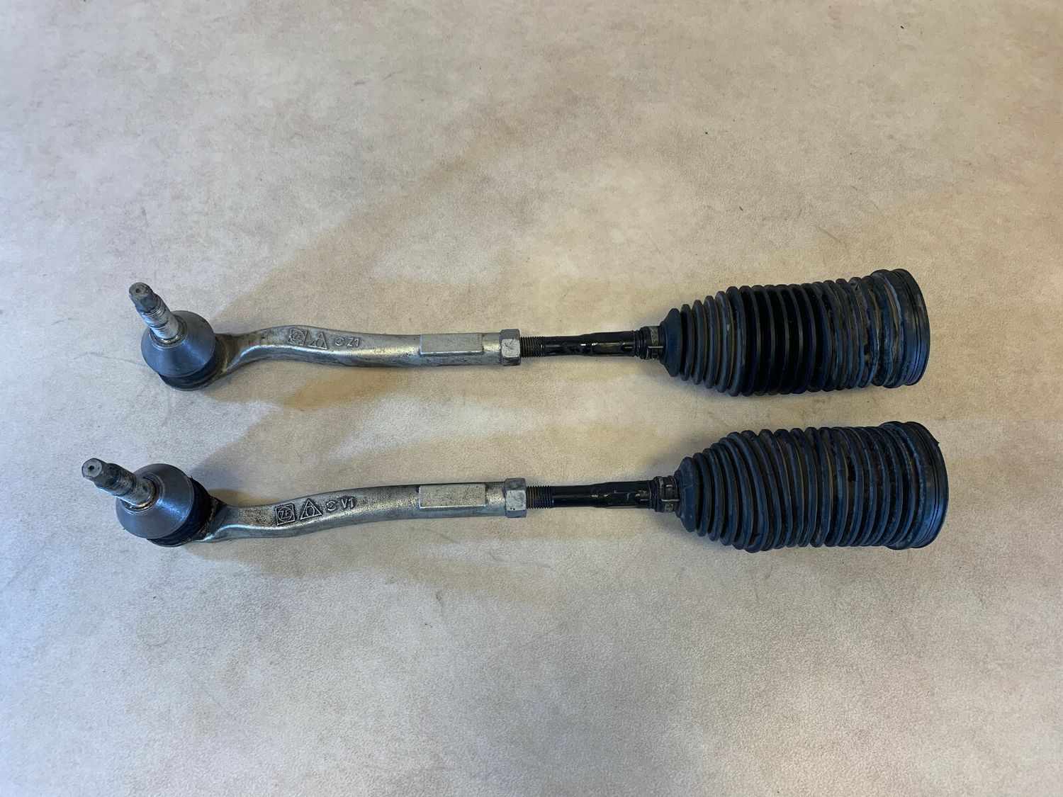 Mercedes C E W205 C205 W213 C213 GENUINE Steering Rack Tie Rod Bellow Set