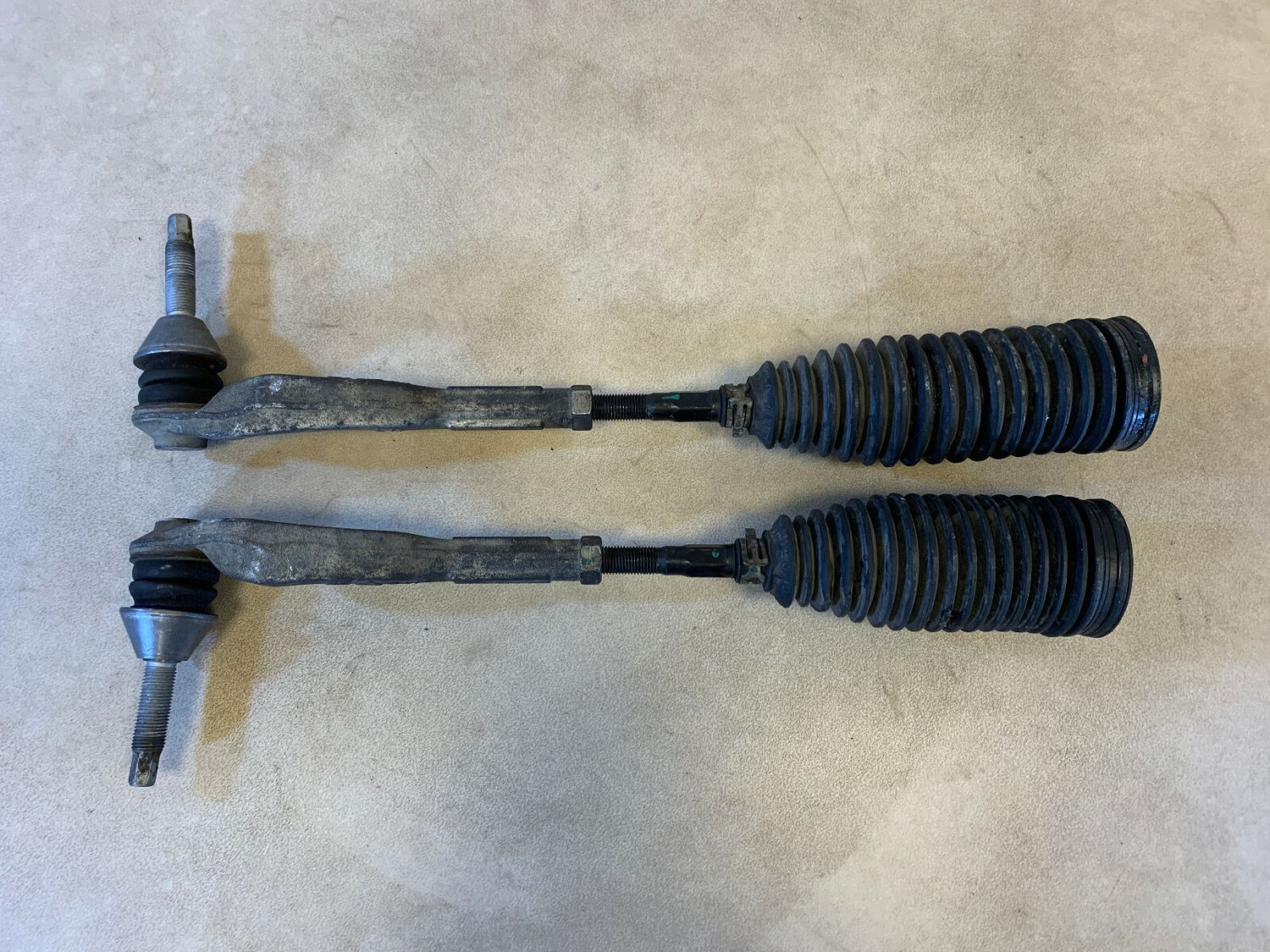 Mercedes GLC W253 C253 GENUINE Steering Rack Tie Rod Bellow Set