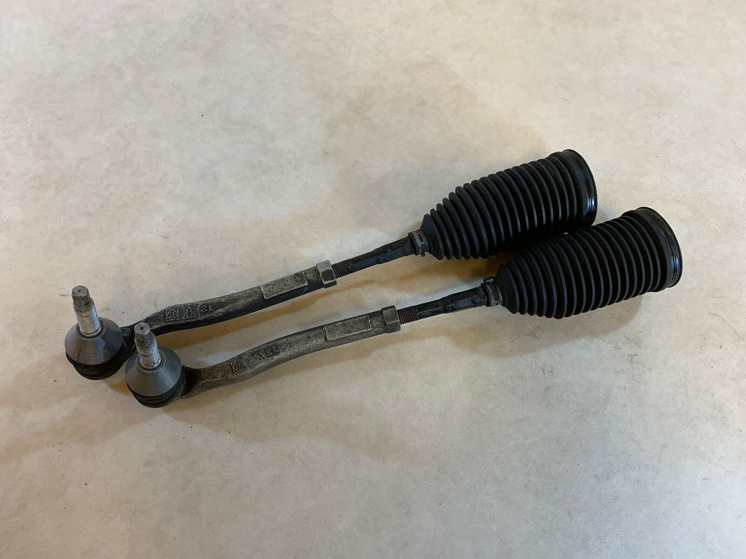 Mercedes C E W205 C205 W213 C213 GENUINE Steering Rack Tie Rod Bellow Set