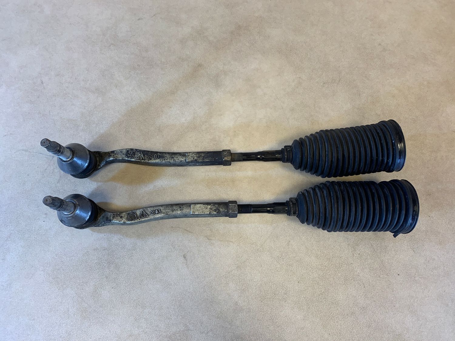 Mercedes C E W205 C205 W213 C213 GENUINE Steering Rack Tie Rod Bellow Set