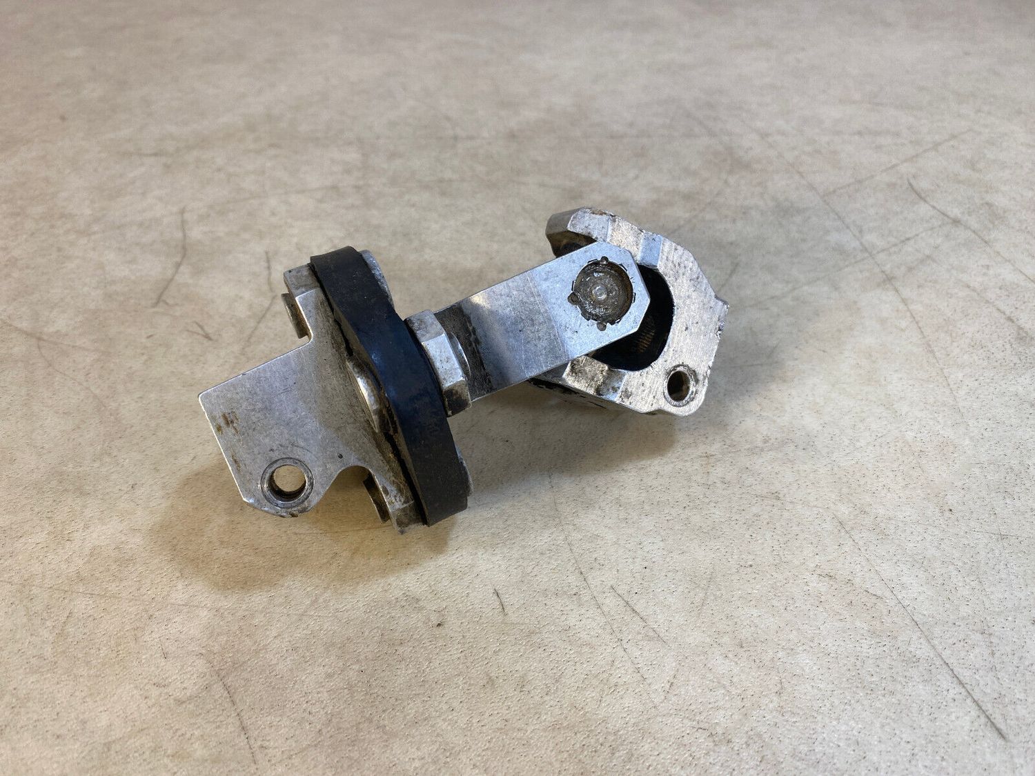 GENUINE BMW 5 E28 6 E24 7 E23 Swivel joint 32311150491