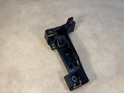 Oriģinālais BMW X5 M E70 aizmugurējais buferis labā stūra stiprinājuma kronšteina apdare 51127226936