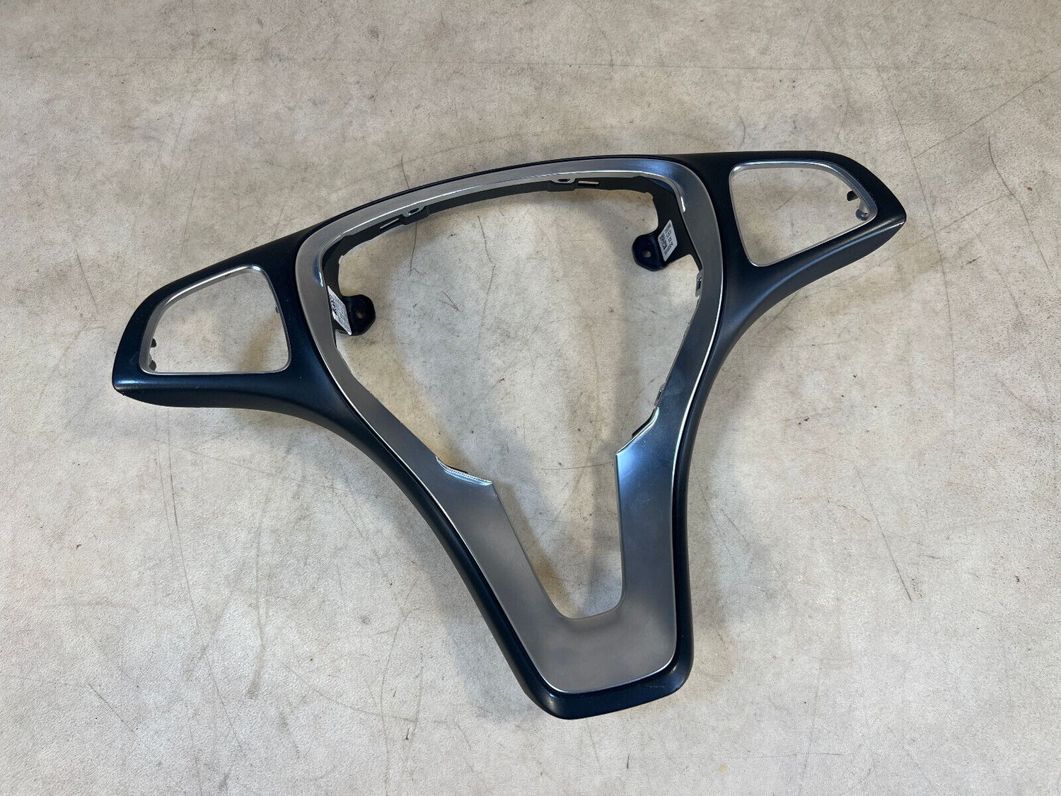 Original Mercedes Benz W205 Front Steering Wheel Cover Trim A0004601803 9E38