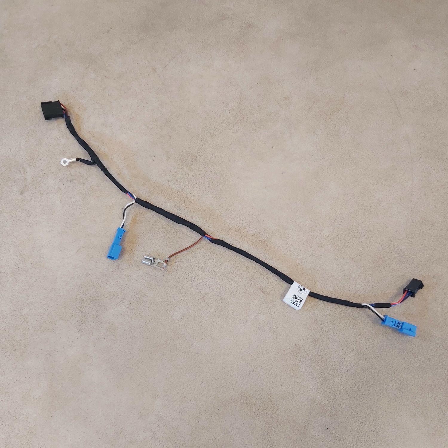 BMW G-Series G30 G32 G11 G05 G07 Connecting Line Steering Wheel Wire 61128038856