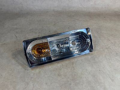 Oryginalne tylne światło Mercedes-Benz W463 G-Class z chromowanym odblaskiem
