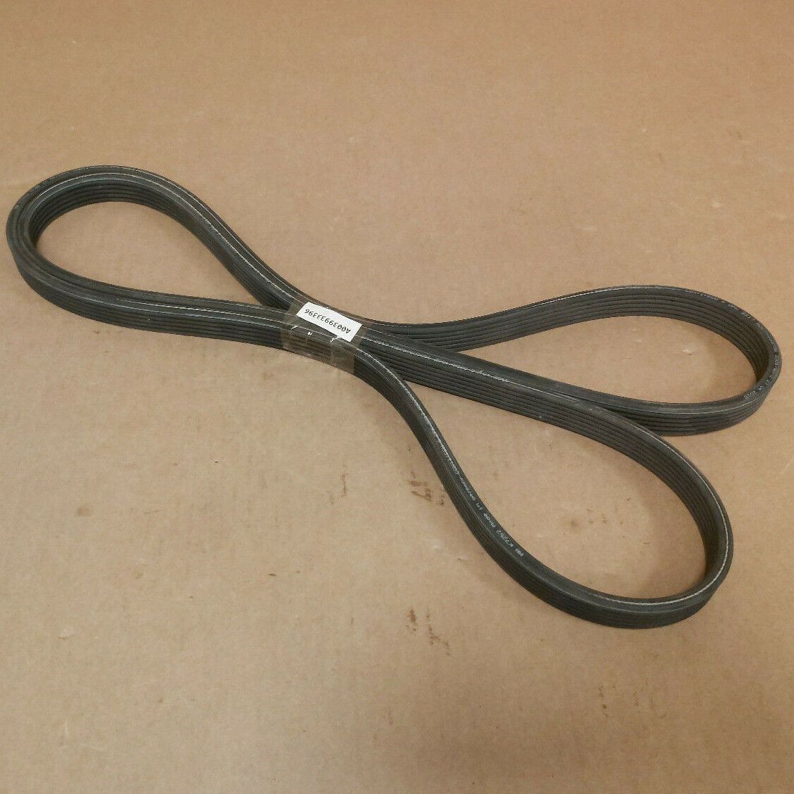 GENUINE MERCEDES BENZ VIANO SPRINTER VITO VNELT V-BELT V Drive Belt A0039933396