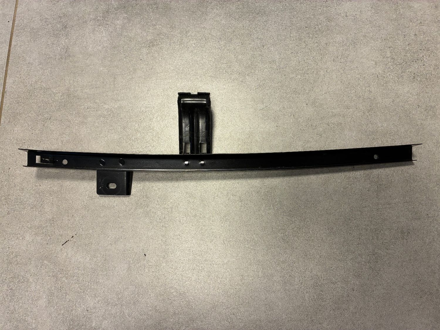 OEM Land Rover Range Rover Sport L320 FRONT Left Door Window Glass Guide