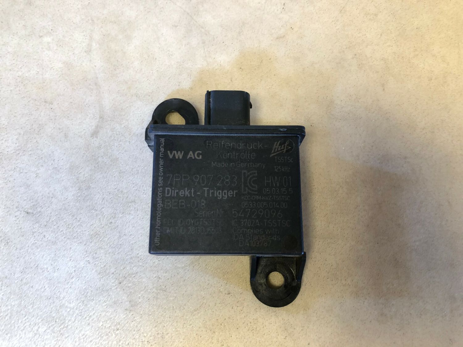 GENUINE Porsche 911 981 991 970 PANAMERA CAYENNE Tire pressure sensor 7PP907283