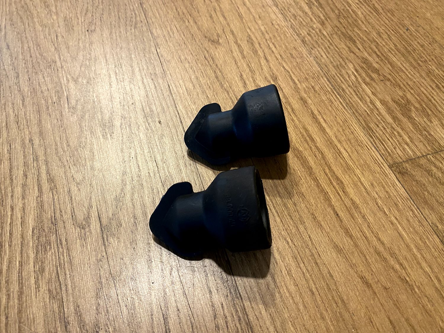 Mercedes G class W463 GENUINE Filter Dust Neck hose x2 psc A0000940465