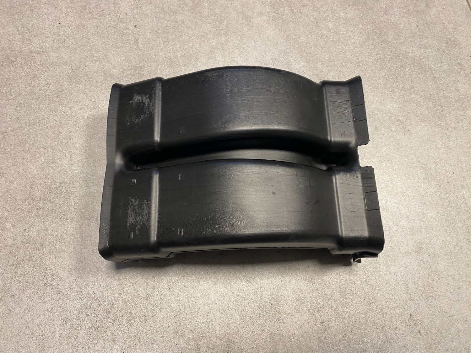 OEM BMW X5 X6 series E70 Air duct Rear Compartment 51166958744