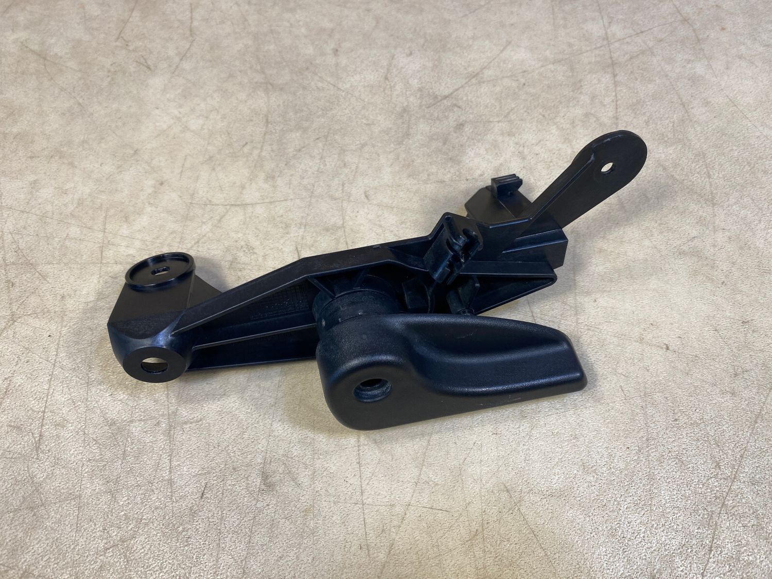 Genuine BMW X5 E70 Hood Bonnet Release Handle Bracket 51437148521