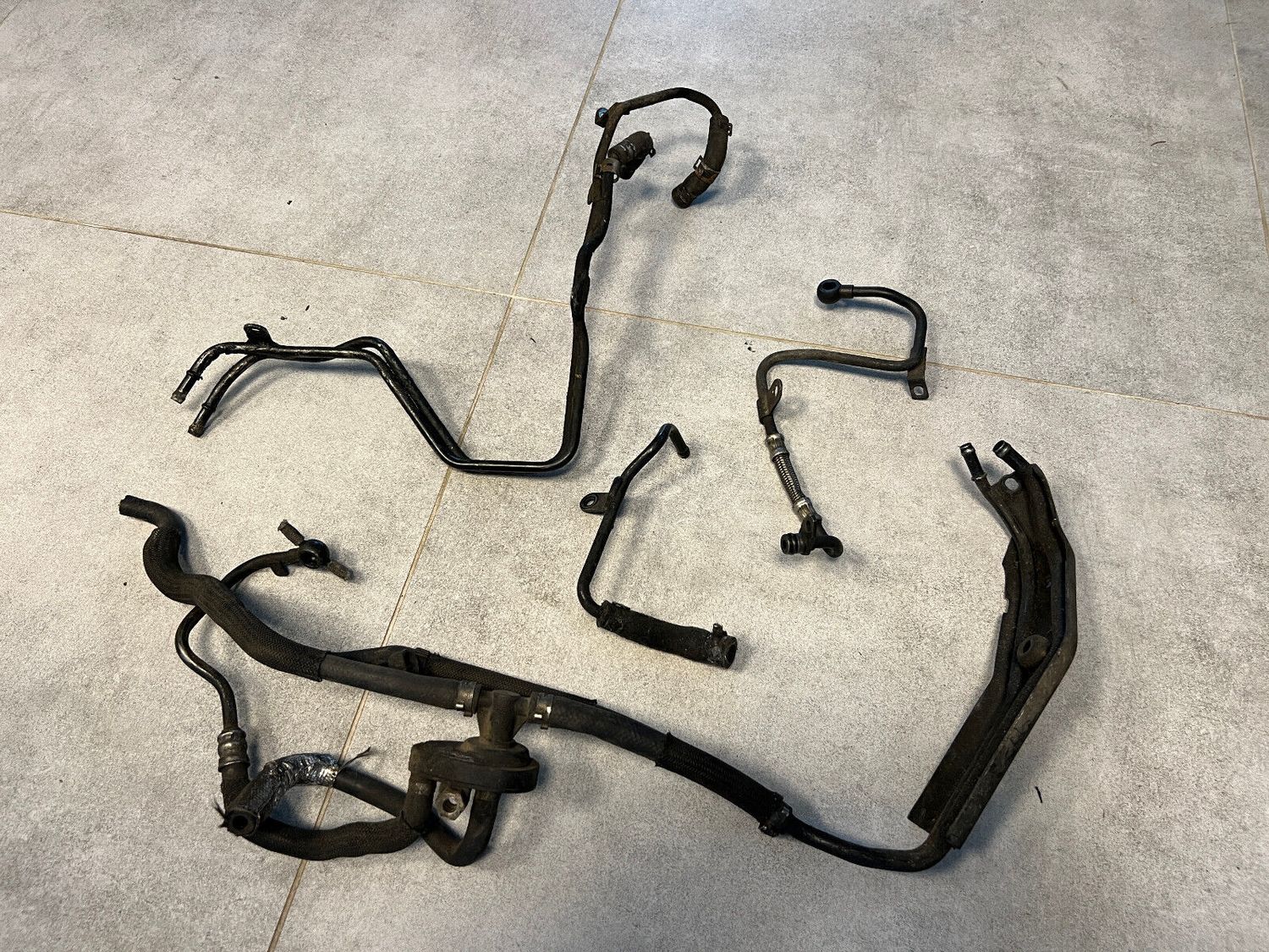 Mercedes G class W463 OM628 4.0 cdi GENUINE Fuel Tube Line SET