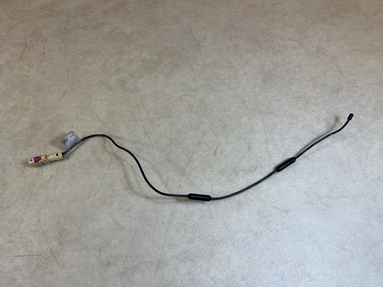 Porsche 911 991 GENUINE GSM Antenna Cable Wire Phone 99164706301