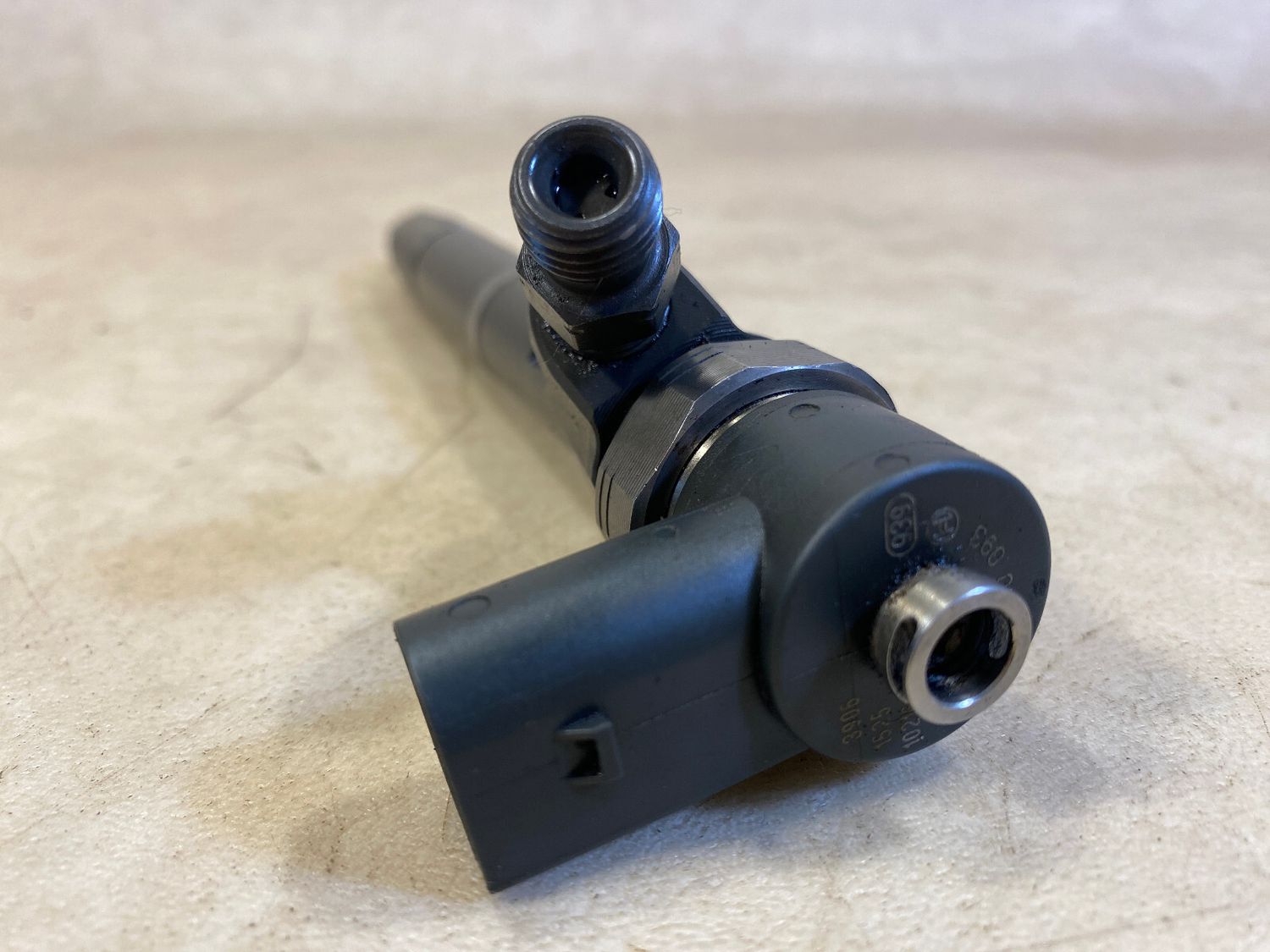 Mercedes ML S G class W163 W220 W463 4.0 CDI V8 OEM Diesel Fuel Injector