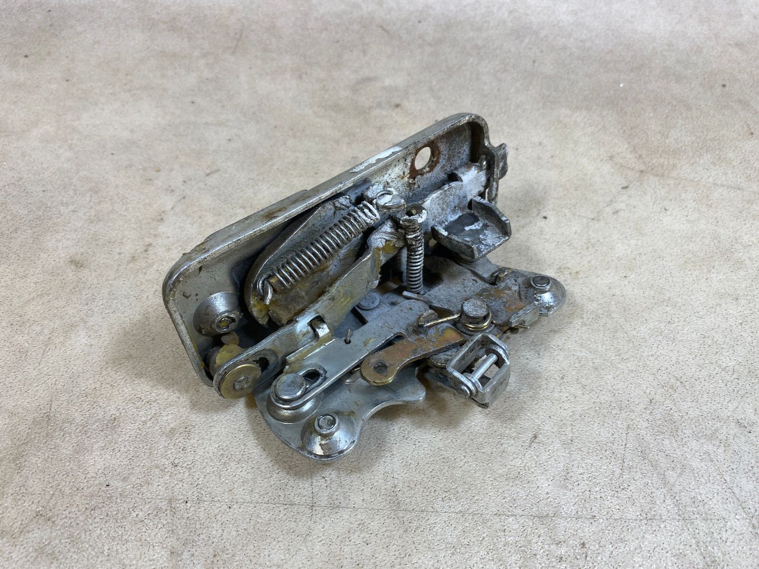 Mercedes G class W463 Genuine Rear Door Lock A4637400635