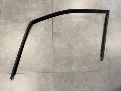 GENUINE BMW X5 E70 Right Front Door Window Guide 51337136974