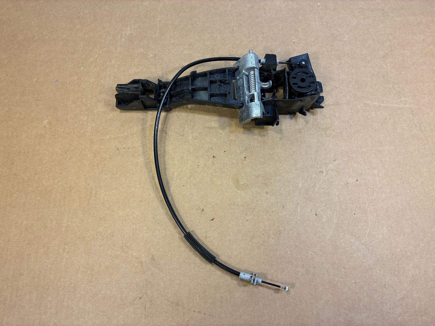 GENUINE Land Rover Range Rover Sport L320 FRONT Left Door HANDLE HOLDER