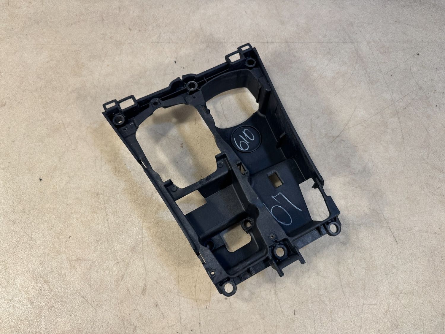 GENUINE BMW X5 E70 X6 E71 Mount for gear selection switch 51169164483