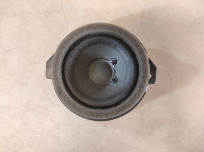 BOSE AUDI Q3 RSQ3 8U, A1/S1 8X GB — SKAĻRUŅU SKAŅAS SISTĒMA AIZMUGURĒ, 8U0 035 416 A