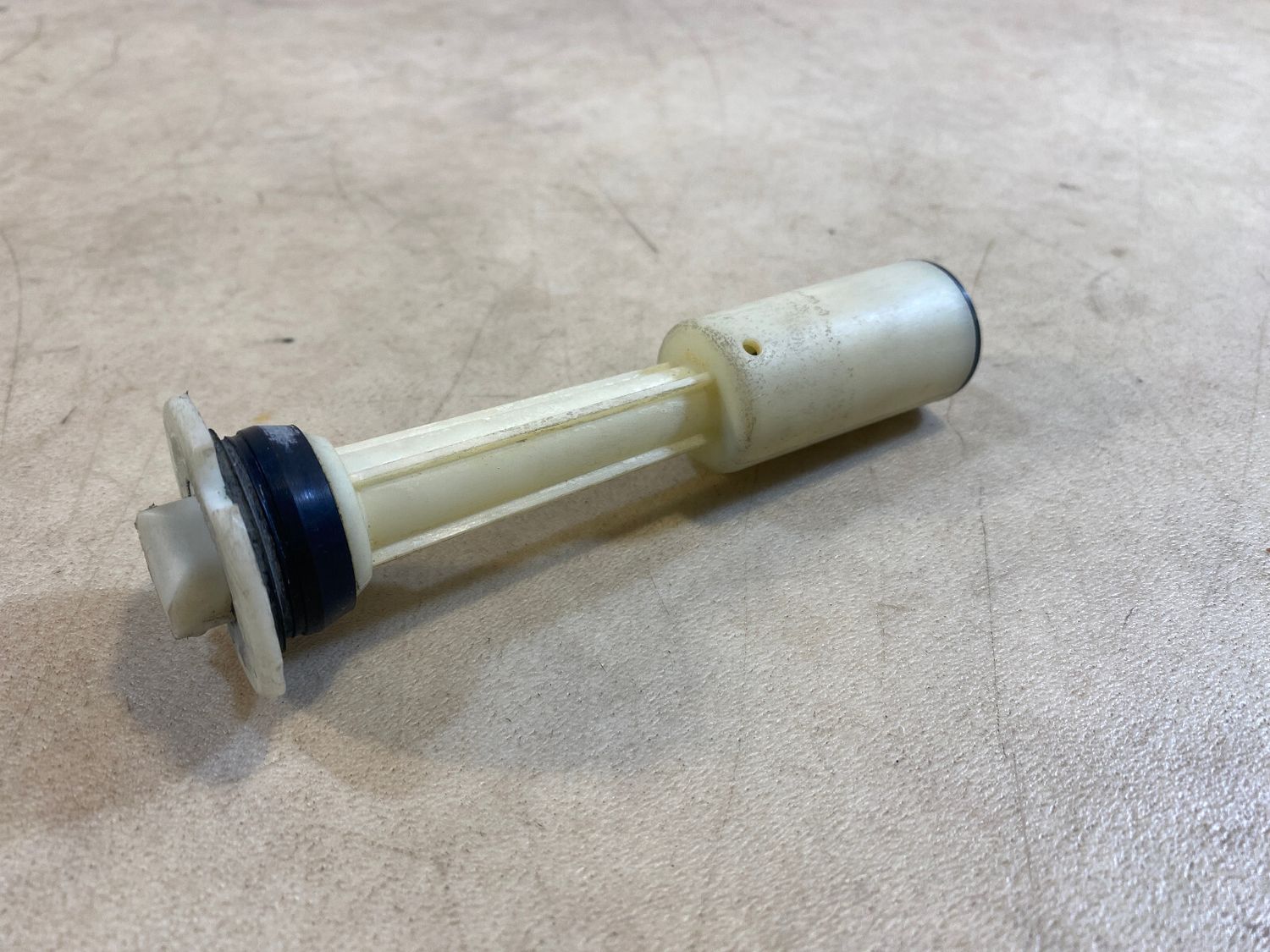 Mercedes G class W463 GENUINE Washer Level Sensor A2105400545