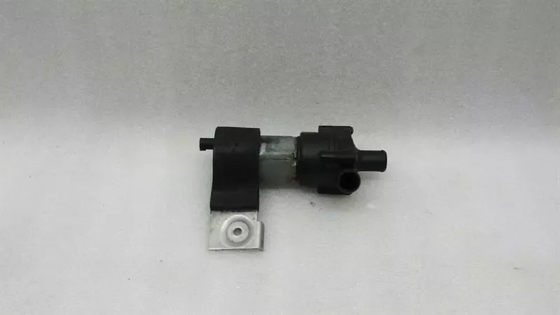 Mercedes SL R230 coolant pump pump A2308350364 water pump