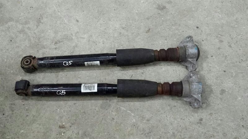 Audi Q5 R8 Rear shock absorbers 8R0513035H Stoßdämpfer hinten Links + Rechts