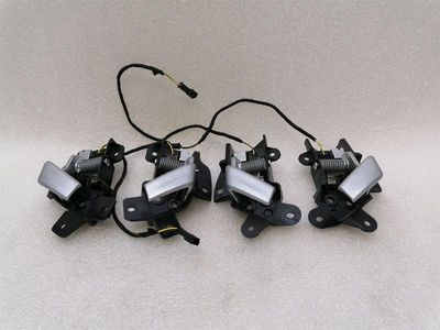 Комплект внутренних дверных ручек Tesla Model S 90D 1002973-00-G