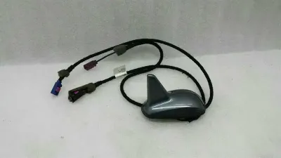 Mercedes E Klasa W211 Antena dachowa A2218202475 Antena dachowa