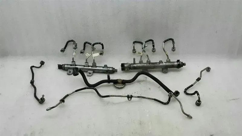 Jaguar XJ X351 Fuel Rail Kit C2C40310 Fuel Injection Moulding Pipe Manifold Set 3.0D