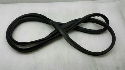 Mercedes GLK X204 Bootsdeckeldichtung A2047400278 Heckklappendichtung