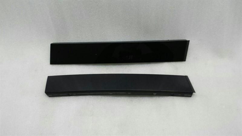 Mercedes GL X164 Body Mouldings A1646700787 Strip Set Black Black