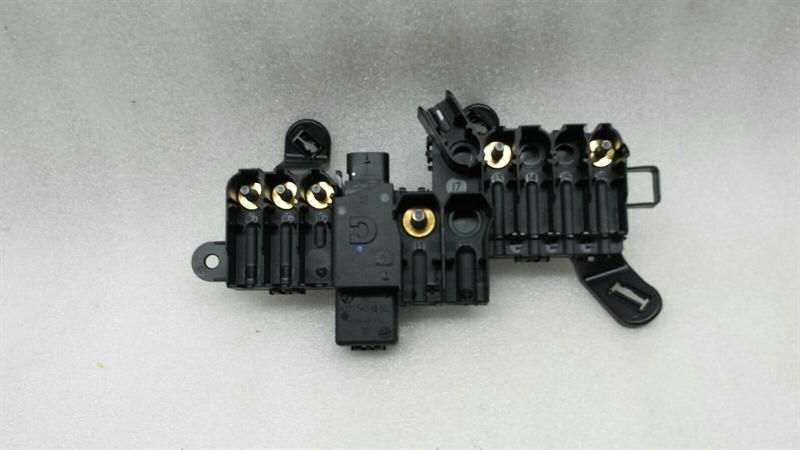 Mercedes CL W216 battery junction box A2215404250 fuse strip