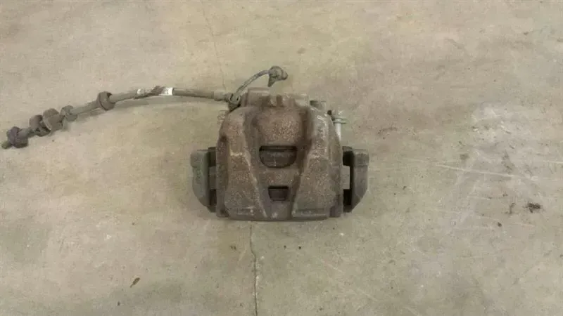 Audi A4 8K brake caliper front left 8K0615123F brake caliper 8K0615123C 3C0615125