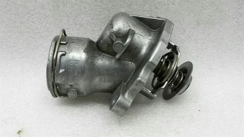 Mercedes CL W216 Thermostat Housing A2732000215 THERMOSTAT HOUSING M273