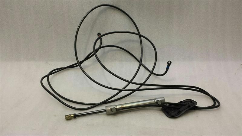 Mercedes R Class W251 boat hydraulic cylinder A2518000148 tailgate cylinder