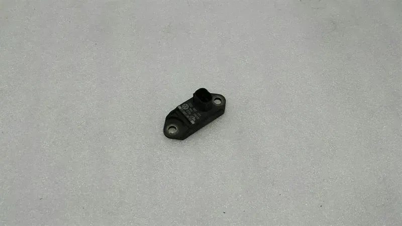 Volkswagen Scirocco 1K Crash Sensor 3C0907651 Impact Sensor