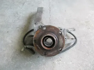 Audi S8 D2 4D rear right hub 4D0505432A rear right wheel bearing housing