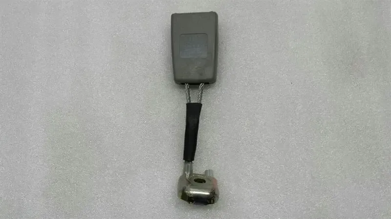 Audi S8 D2 Belt Buckle 4D0857740M belt lock rear belt