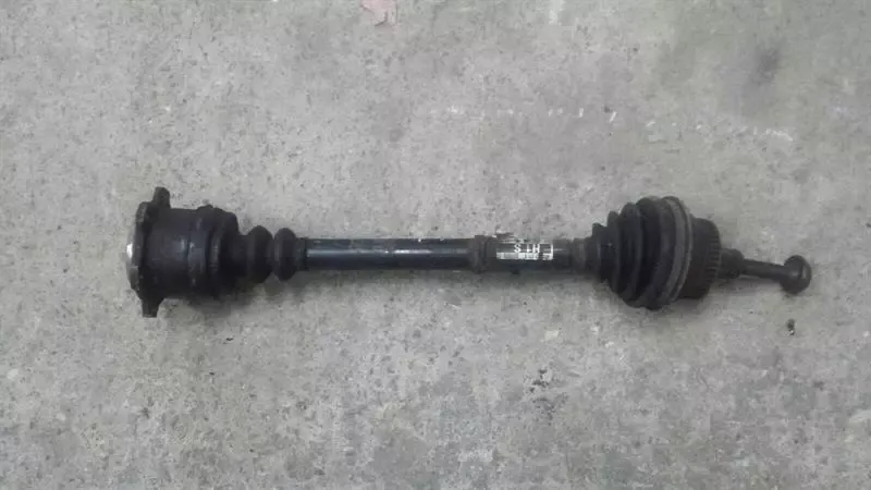 Audi S8 A8 4.2 V8 D2 Front Left Drive Shaft 4D0407271S Front Left Drive Shaft