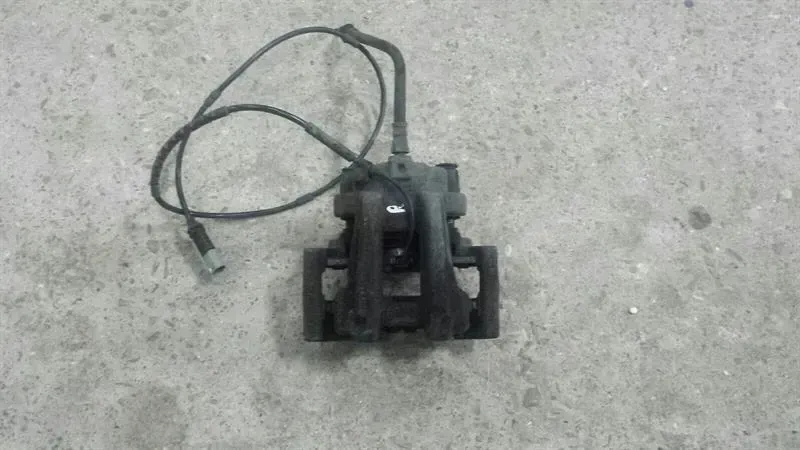 BMW 3 Series F30 F31 2.0D Brake Caliper Rear Right 34216850858 Brake 34216850860