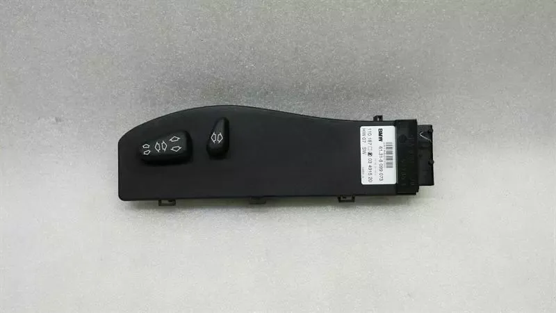 BMW Z4 E85 E86 RHD left seat adjustment switch 61318099073 right handlebar